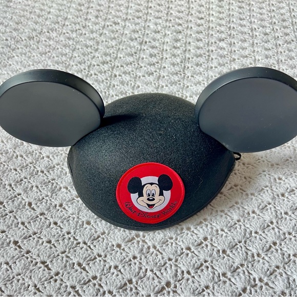Disney Mickey Mouse Ears Hat- youth - Picture 5 of 8